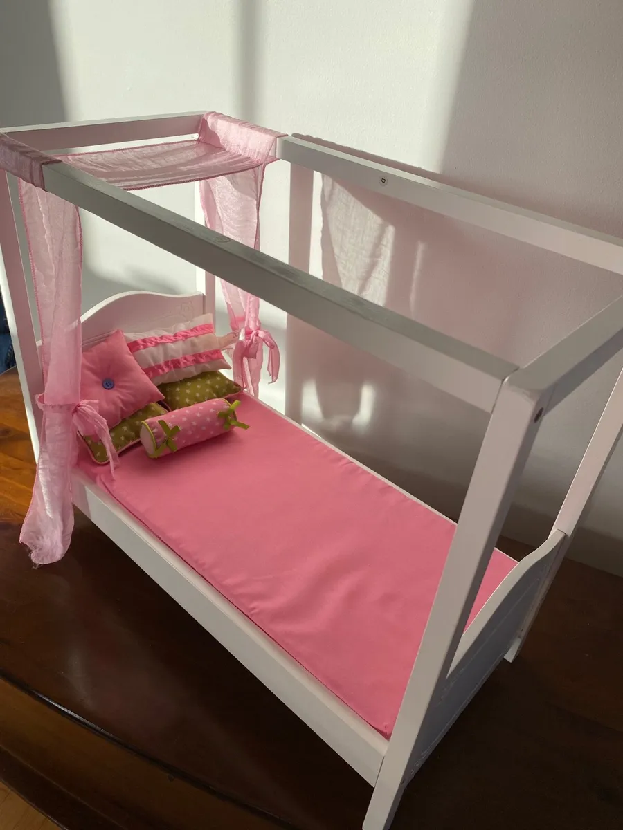 Our Generation Canopy Bed - Image 1