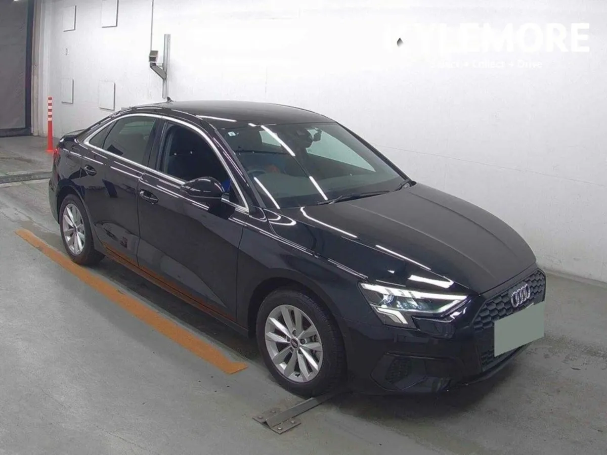 Audi A3 TFSI SPORT - FACTORY ALLOYS - REVERSE CAME - Image 1