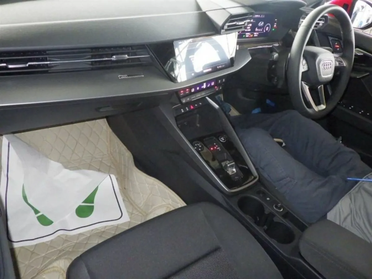 Audi A3 FACTORY ALLOYS - DIGITAL DISPLAY - Image 3