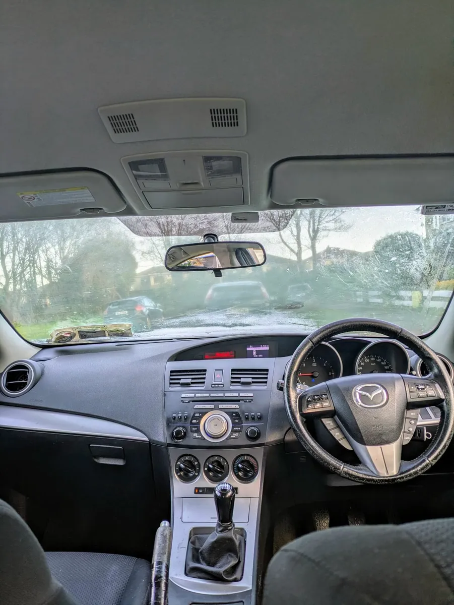 Mazda 3 2011 - Image 3