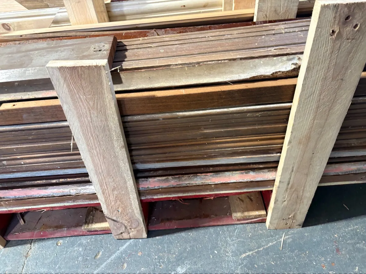 Antique architrave for window surrounds - Image 2
