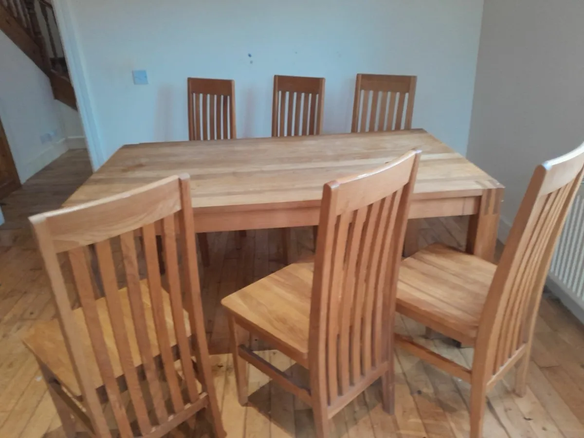 Table chairs - Image 3