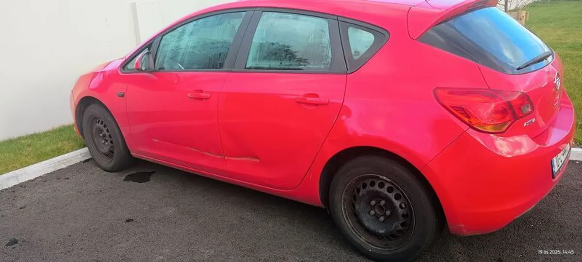 2010 Opel Astra j 2010 - Image 4