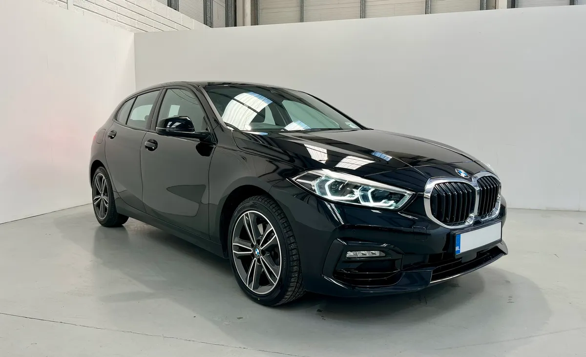 222 BMW 1 Series Diesel - Image 1