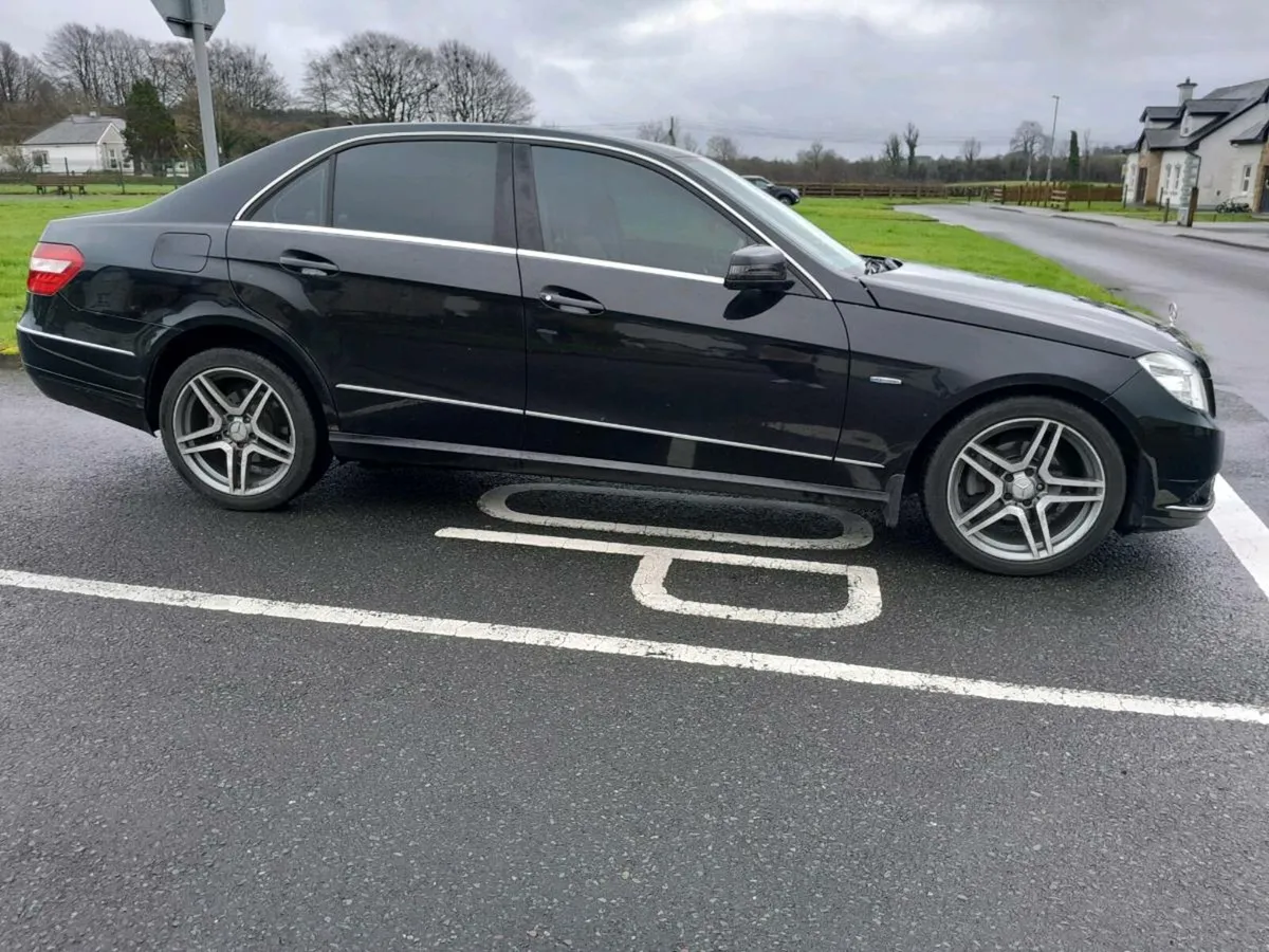 2010 Mercedes E220D ncted - Image 4