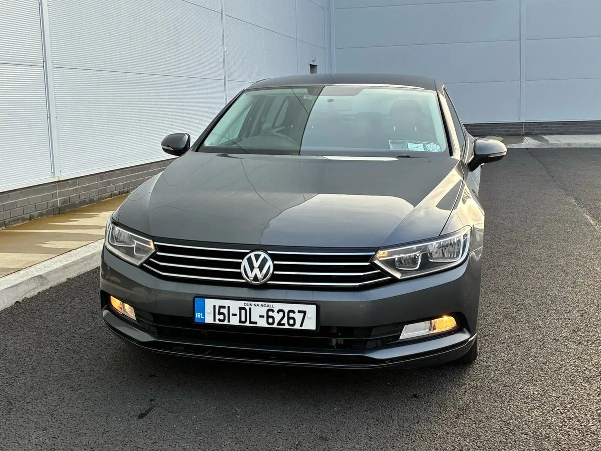 151 Volkswagen Passat 2.0TDi Highline Luxury - Image 2
