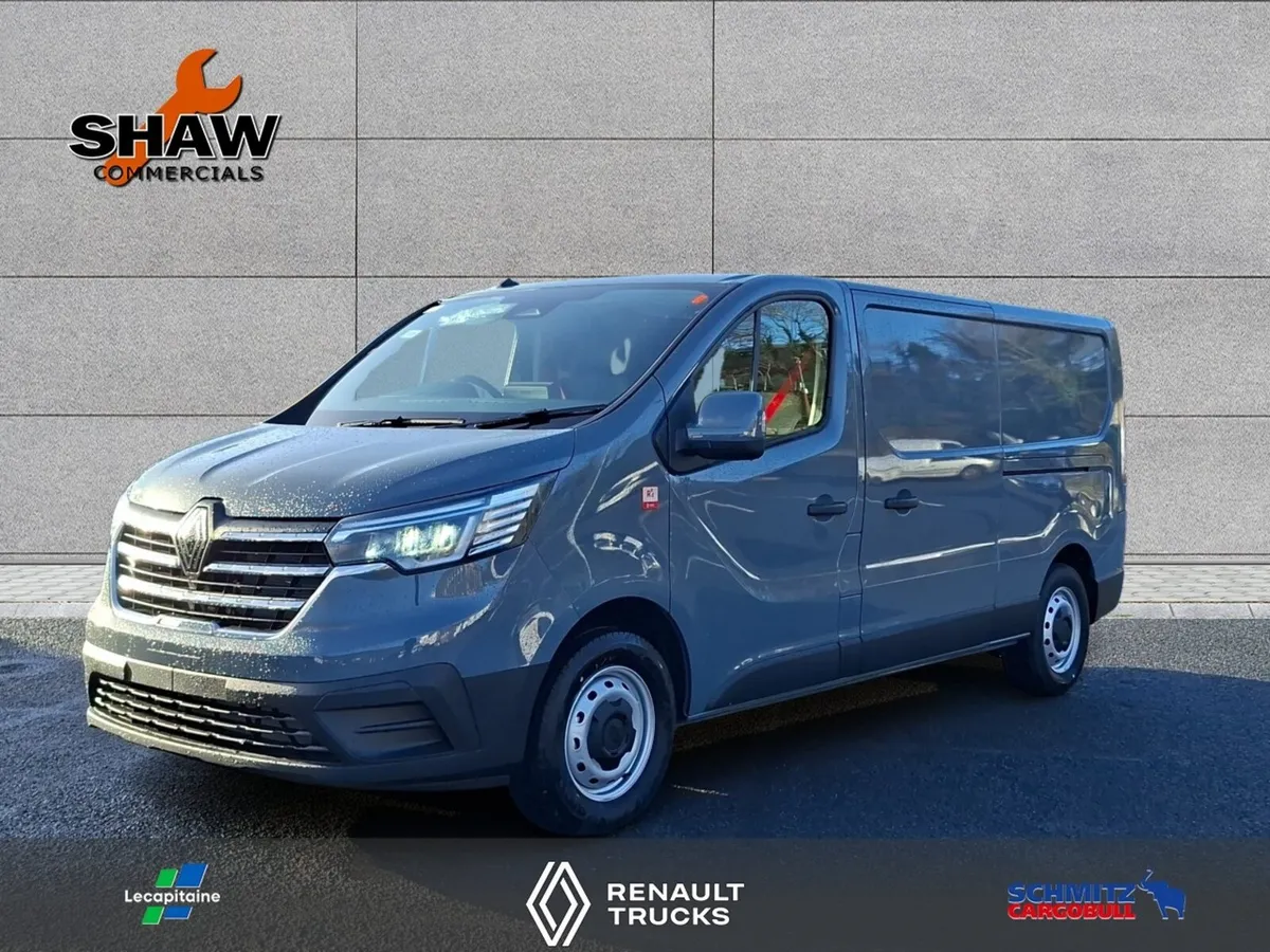 Renault Trafic Red Edition Grey - Ready for 261 - Image 1