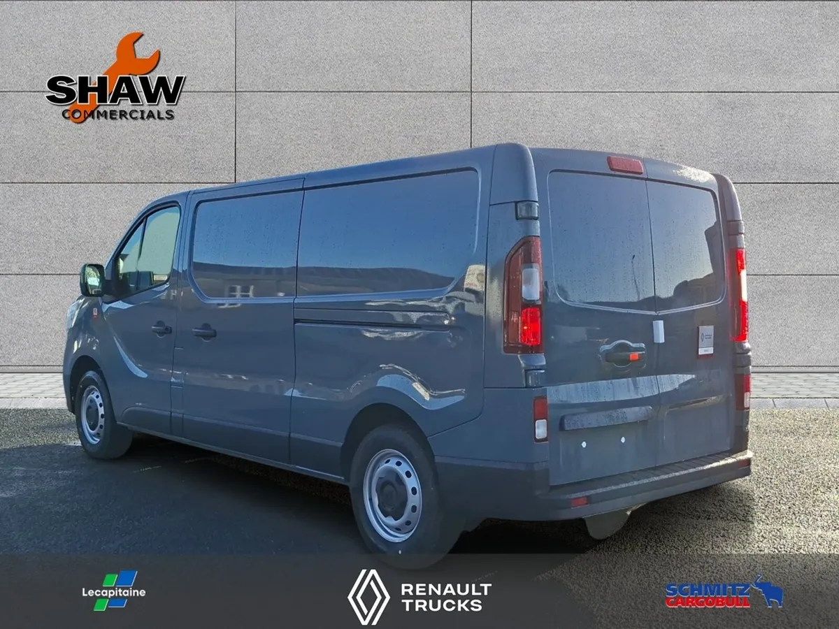 Renault Trafic Red Edition Grey - Ready for 261 - Image 3