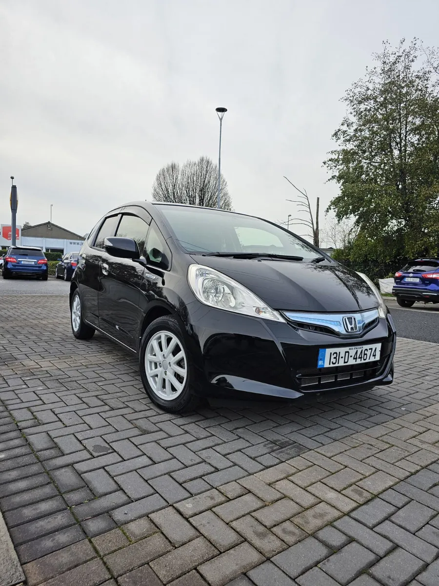 Honda Fit Automatic Hybrid 2013 - Image 4