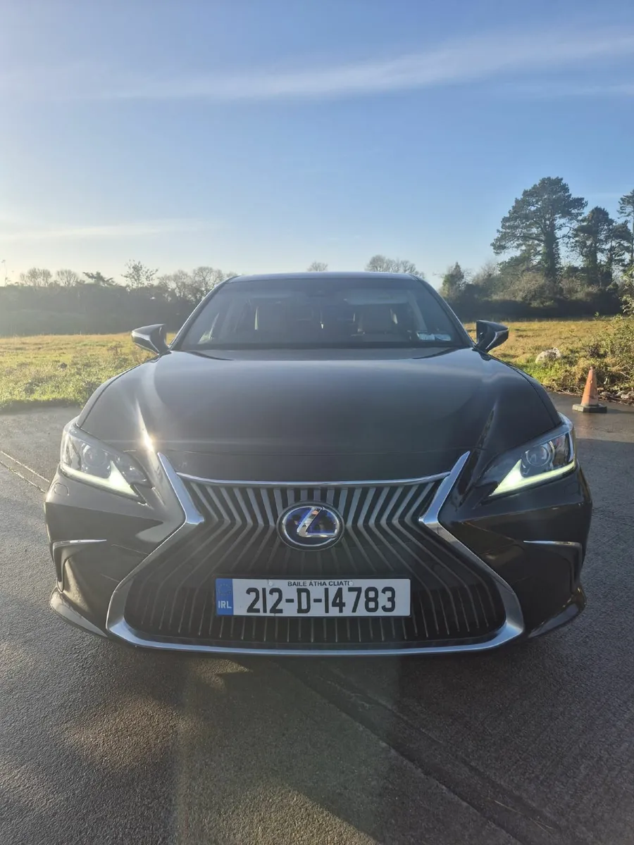 Lexus ES 2021 - Image 3