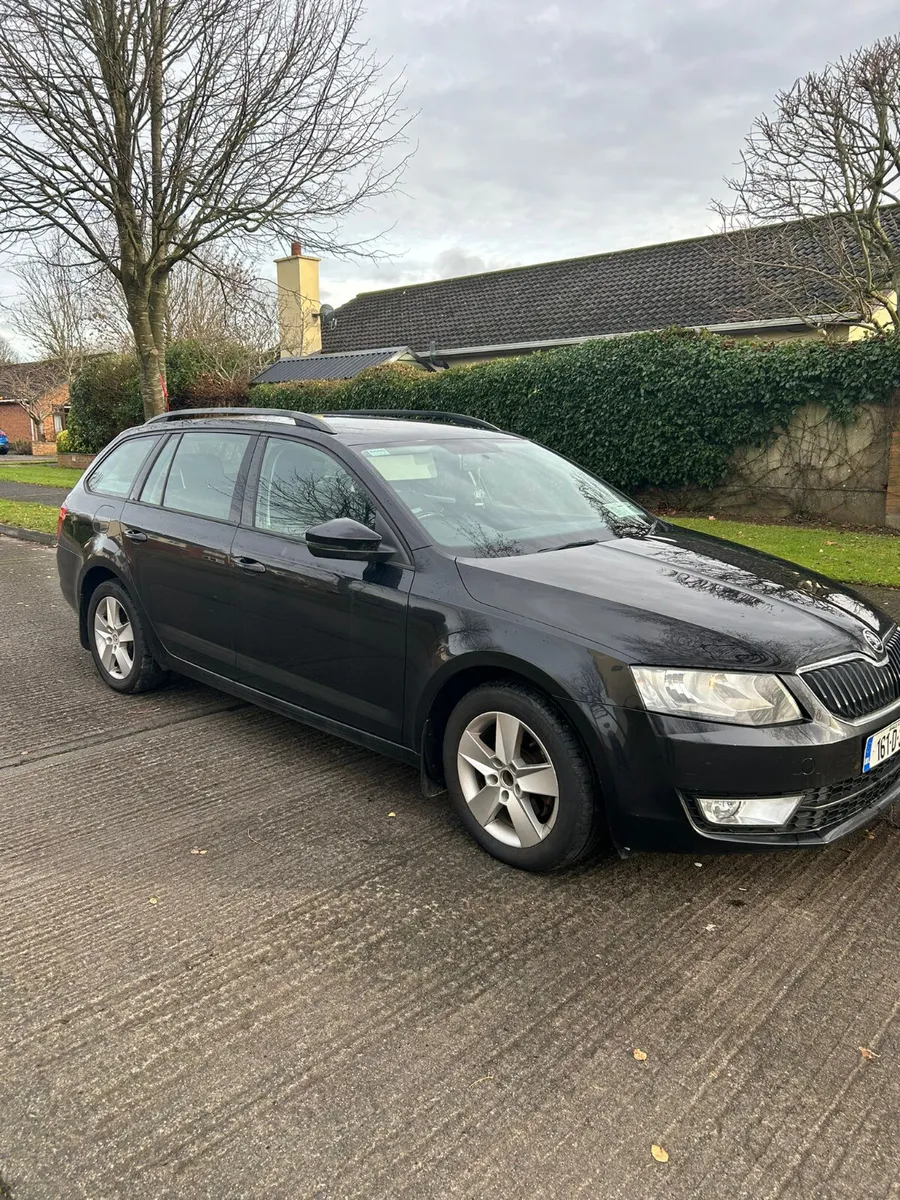 Skoda Octavia 2016 - Image 2