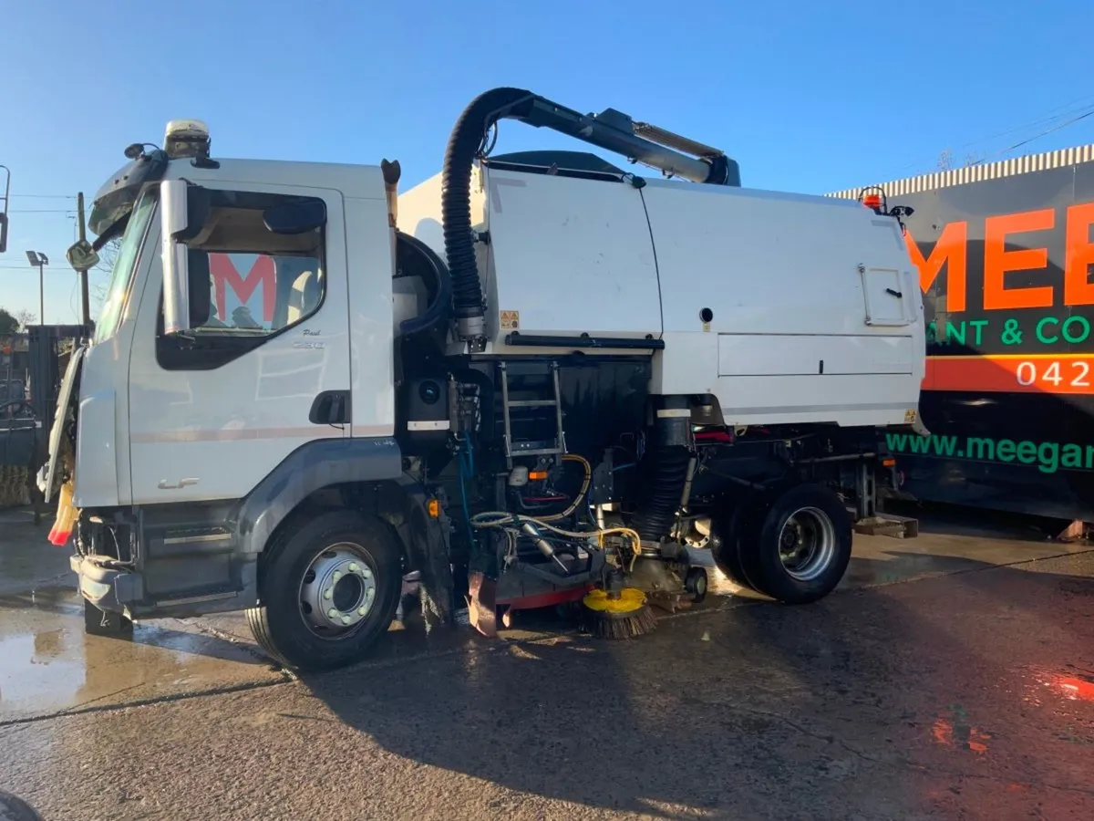 DAF LF Bucher Road Sweeper.......parts Spares. - Image 1