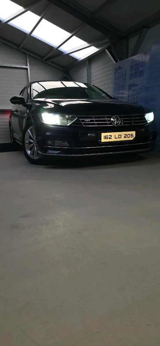 Passat - Image 1