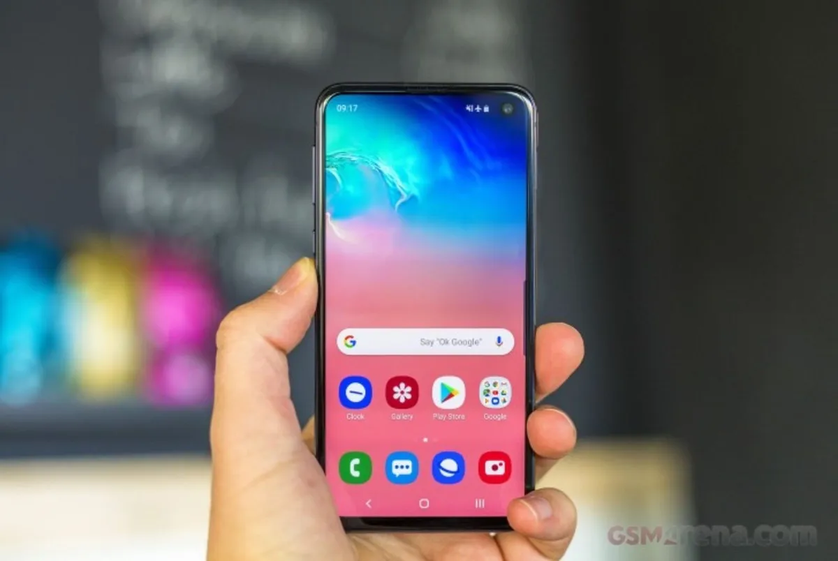 Samsung S10E 128GB - Image 2