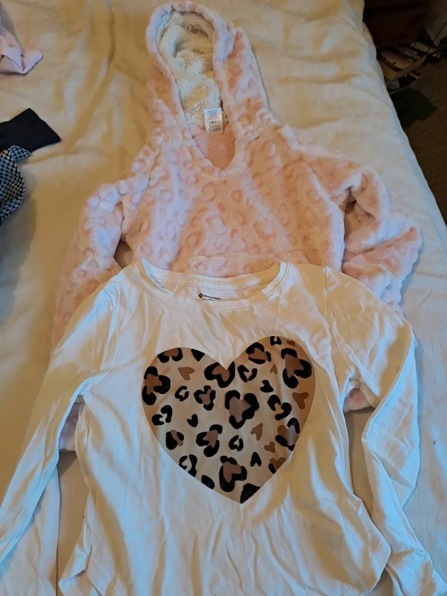 15 pc bundle 4 to 5 years old - Image 1