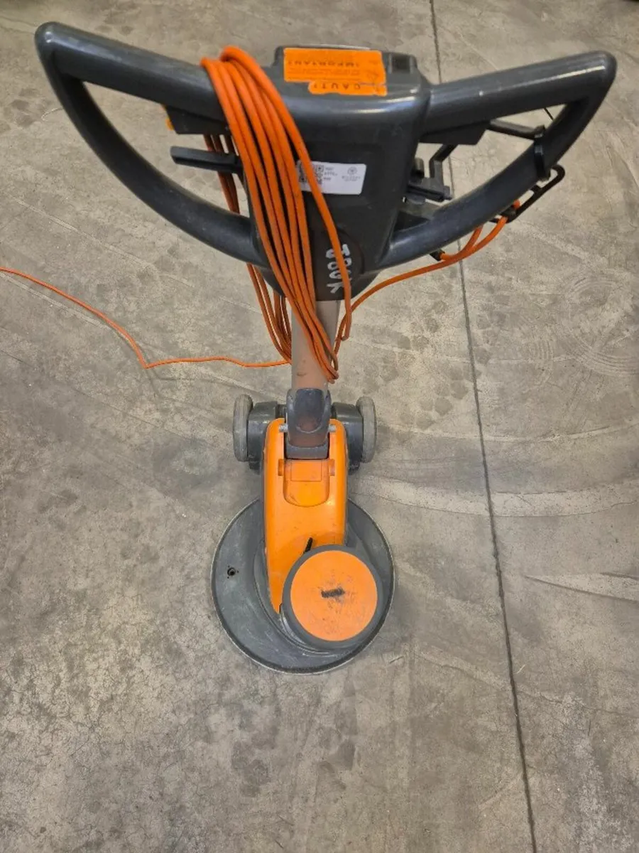 Floor buffer - Image 1