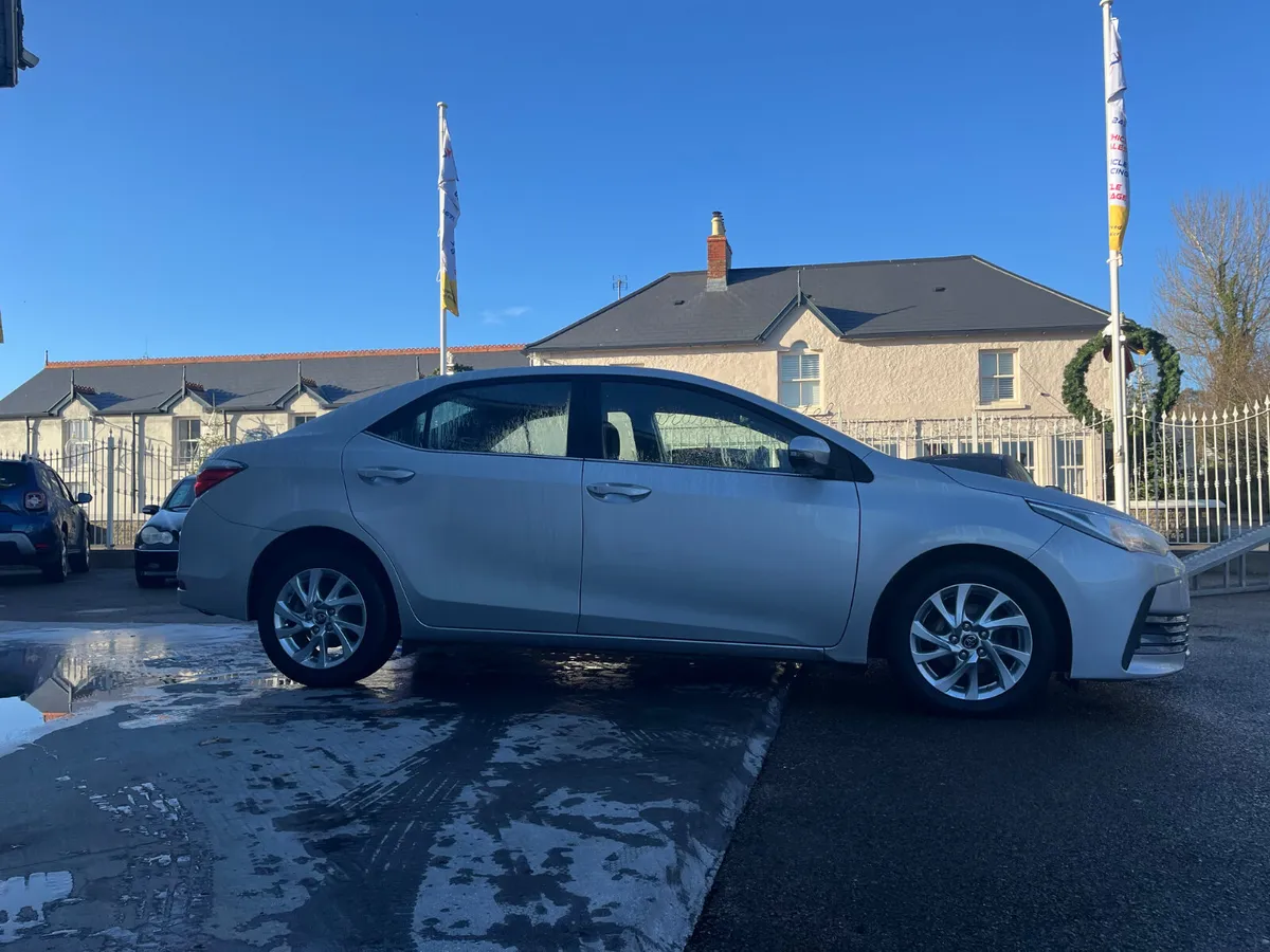 171 Toyota Corolla D4D - Image 4