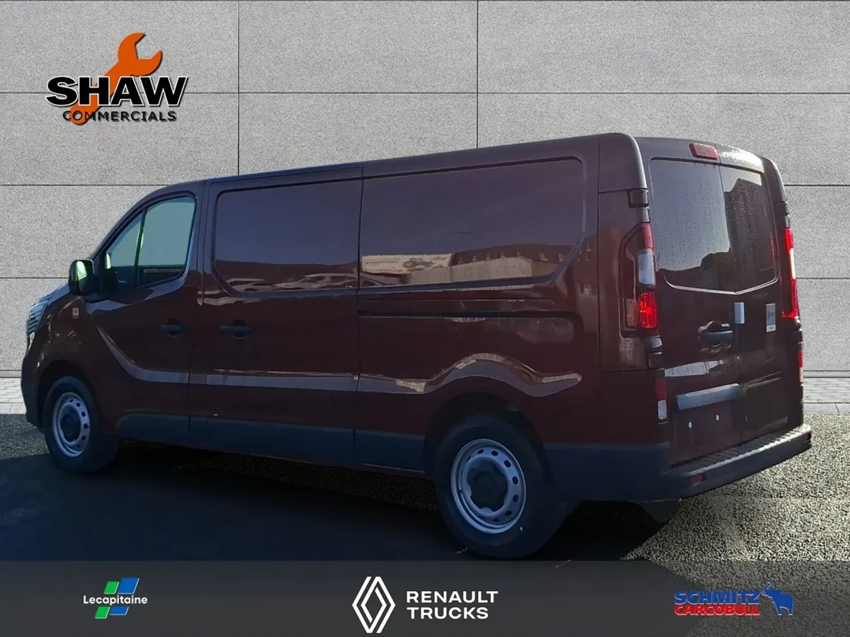 Renault Trafic Red Edition Red - Ready for 261 - Image 3