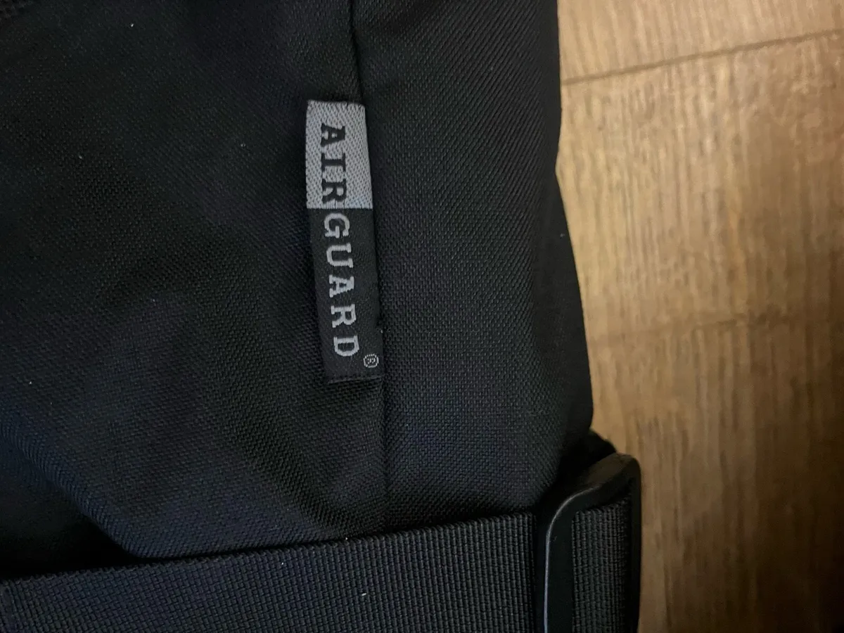 IXS motorcycle jacket 2XL and Richa winter gloves - Image 4