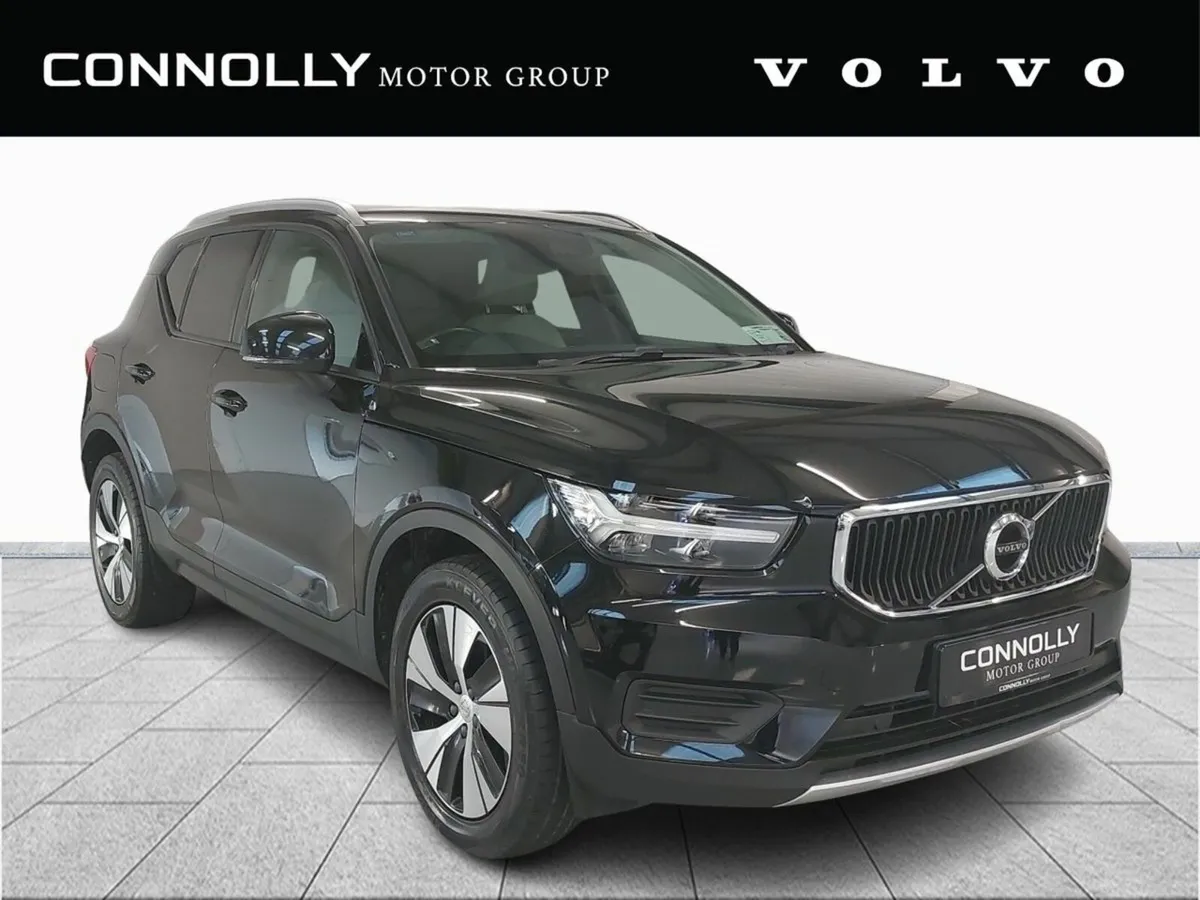 Volvo XC40 D3 Momentum Auto €308pm - Image 1