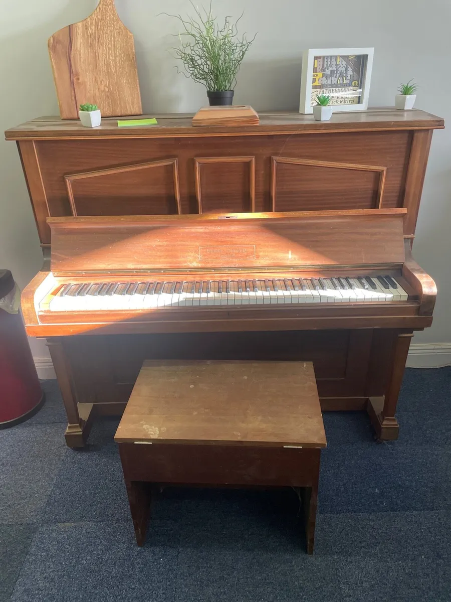 Upright piano Cooper Southham - Image 1