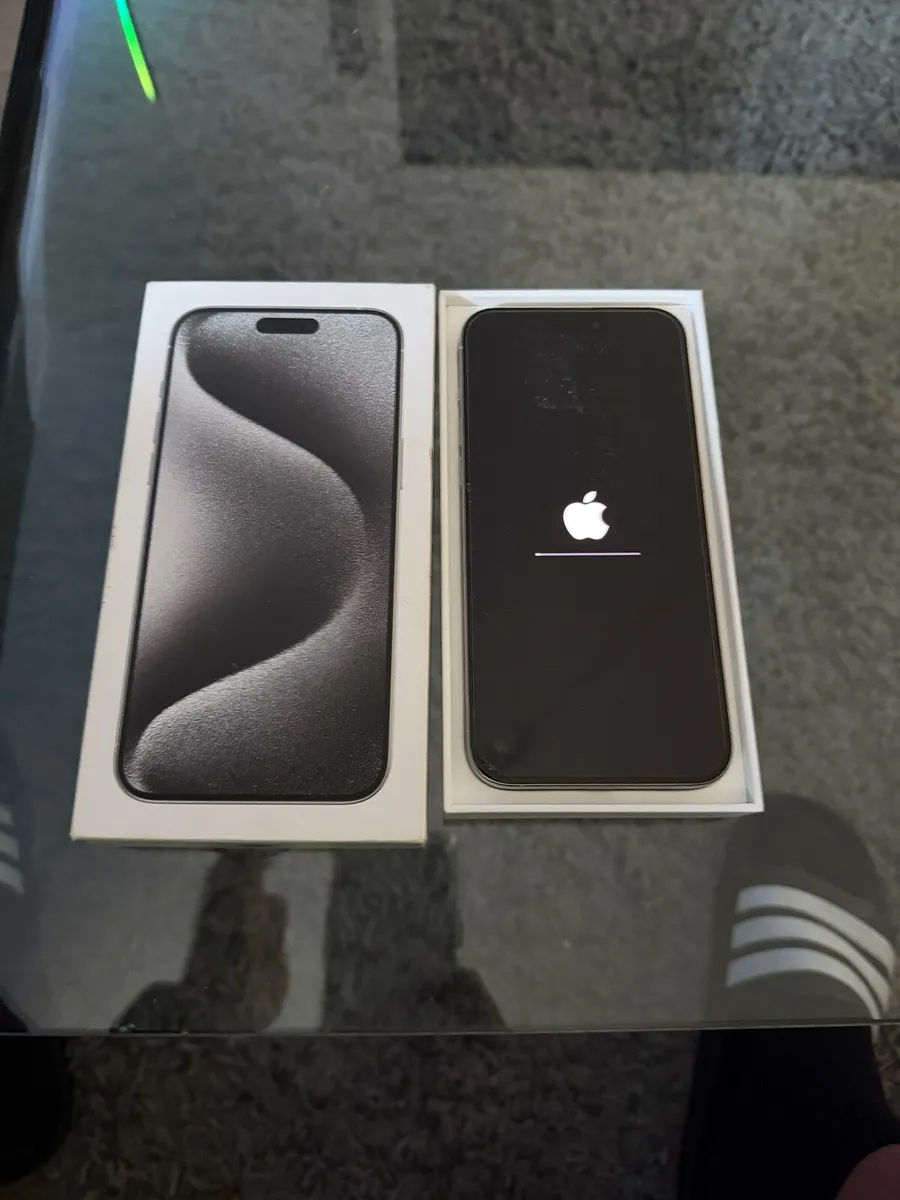 iPhone 15 pro max 256gb - Image 1