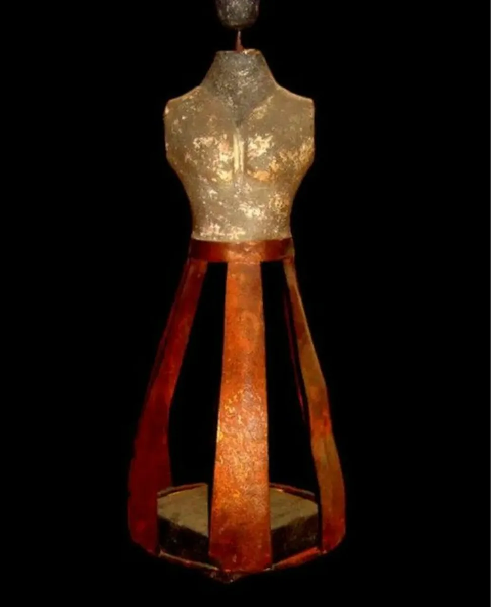 Vintage "Harrods Cage Doll" Signed Statue - Image 3