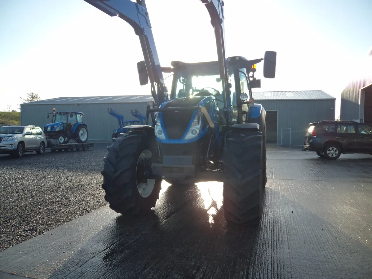2023 New Holland T5.140 DCT - Image 3