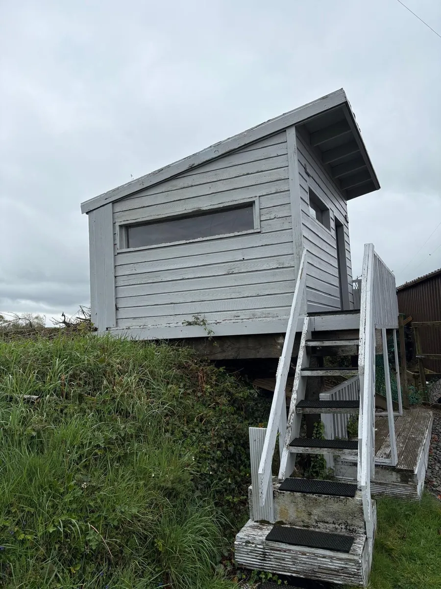 Tree house - Image 2