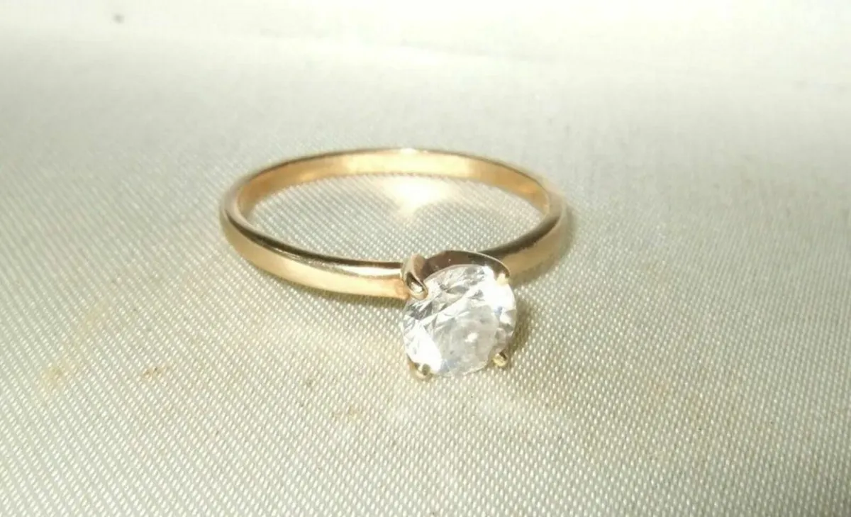 Vintage 14ct Gold Solitaire - Image 2