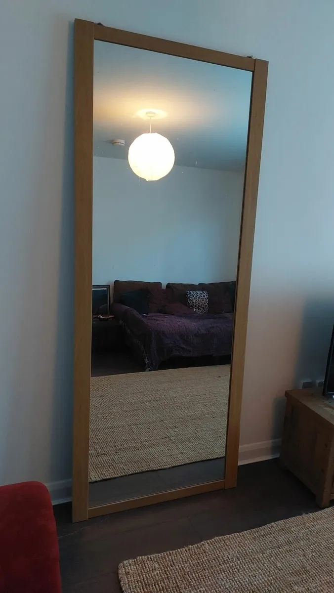 Two free large mirrors - Image 1
