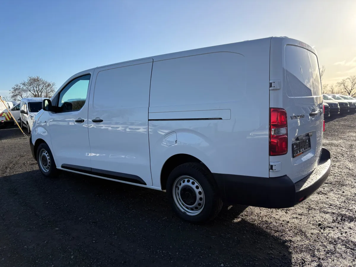 Opel Vivaro - Image 4