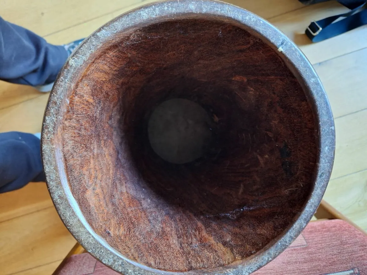 Full-Size Hardwood Djembe – Great Tone + Covers - Image 4