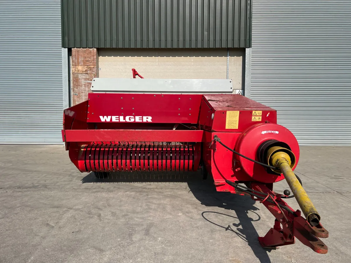 WELGER AP630 CONVENTIONAL BALER - Image 2