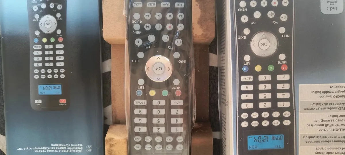Remote Controls New. Universal LCD - Image 2