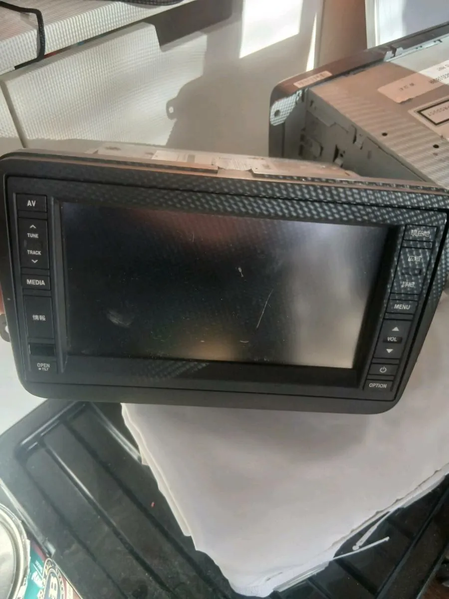 Car Radios - Image 2