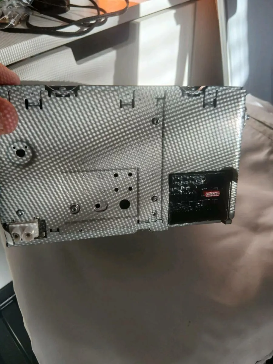 Car Radios - Image 4