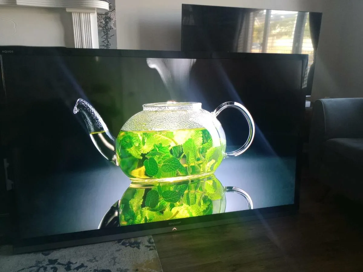 Sharp 70" full HD TV NOT SMART LC-LE747E - Image 1