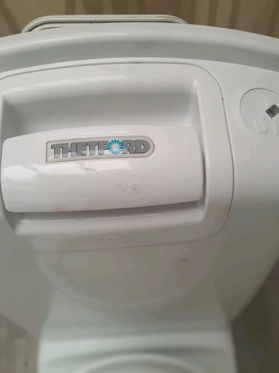 Camper  toilet - Image 3