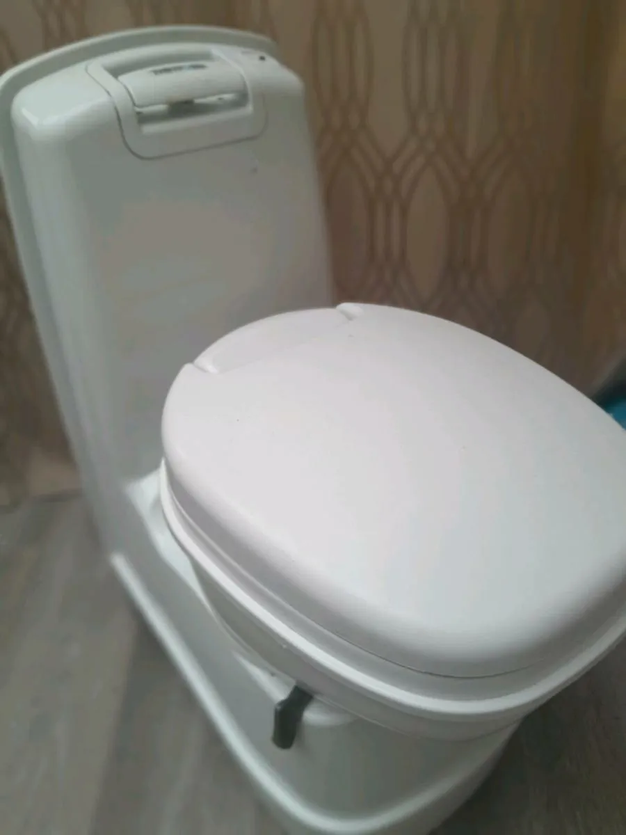 Camper  toilet - Image 4