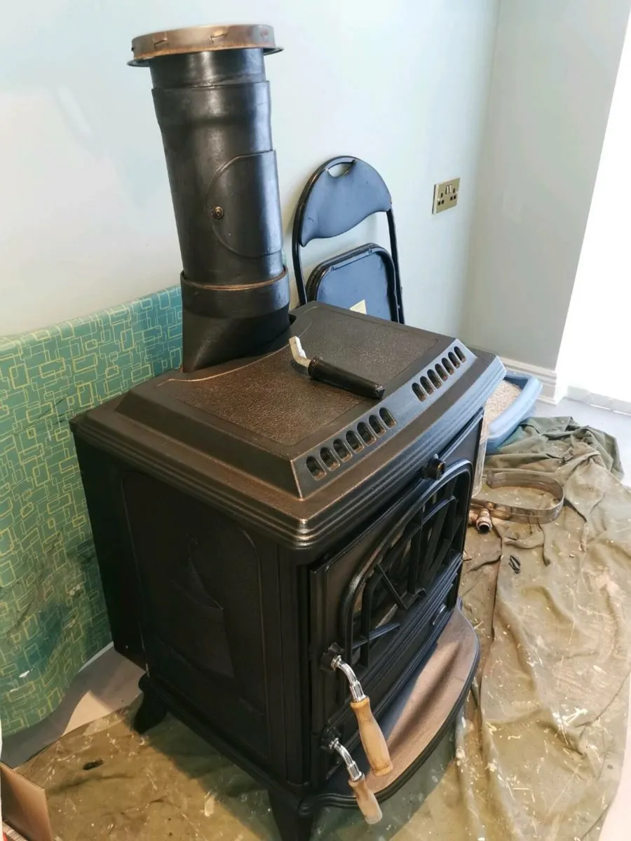 Stanley Erin Boiler Stove - Image 4