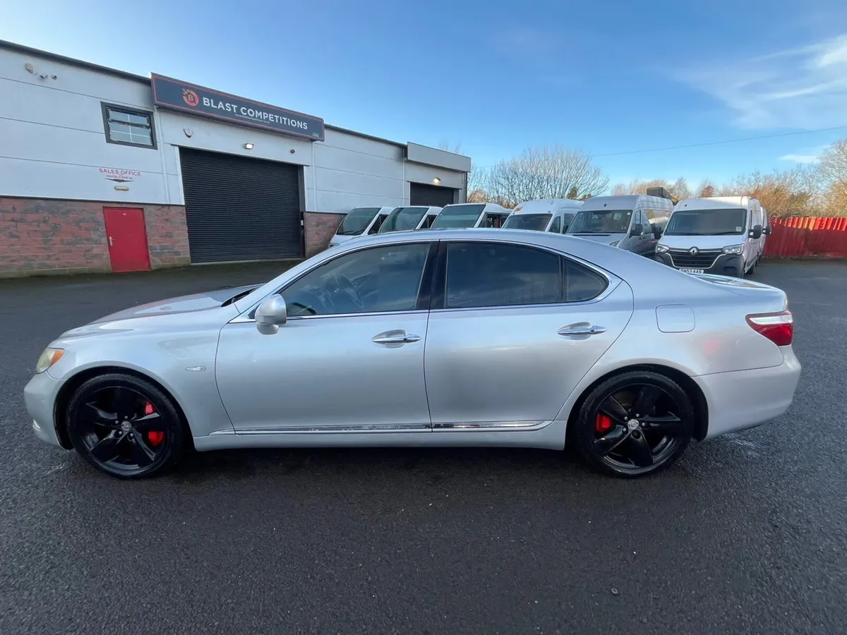 Lexus LS 460 SE-L Auto - Image 4