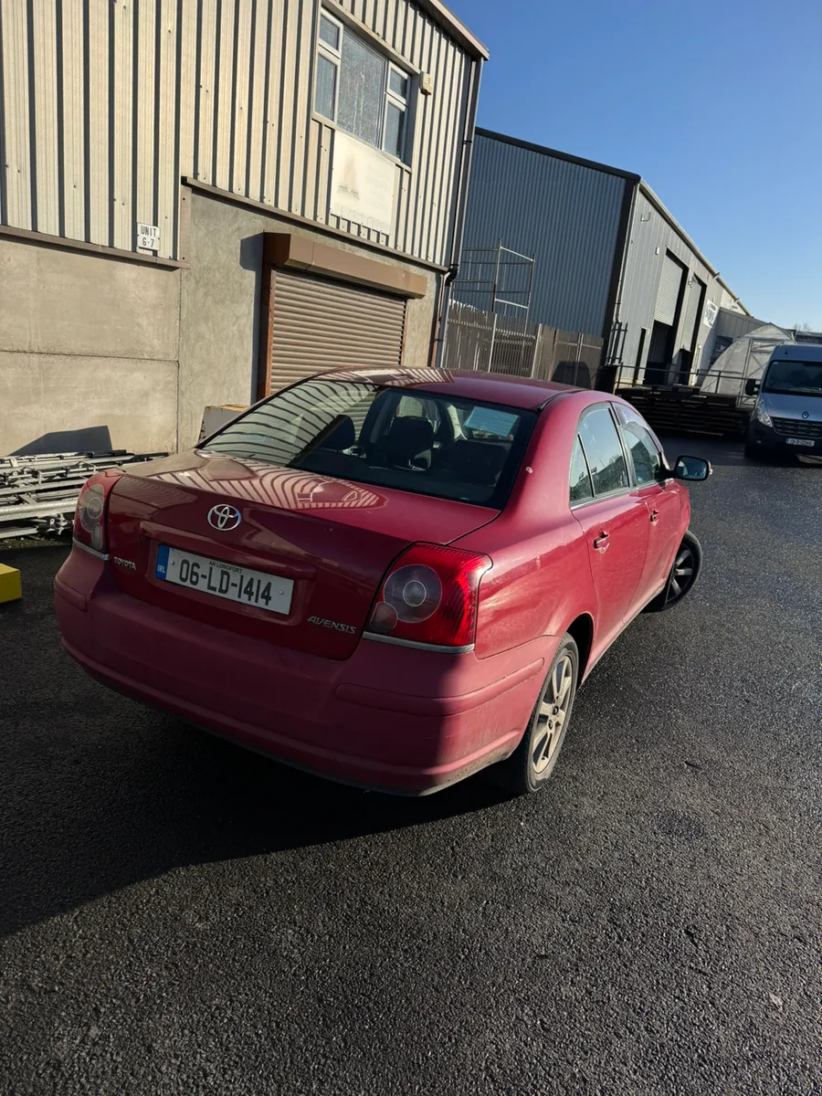 06 Toyota Avensis - Image 1