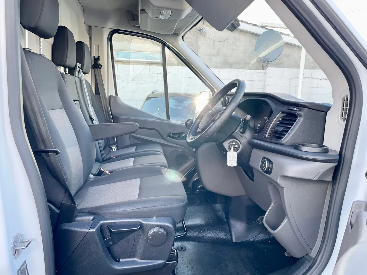Ford Transit L4H3 350 Jumbo 2.0TDCI 130PS RWD,2023 - Image 4