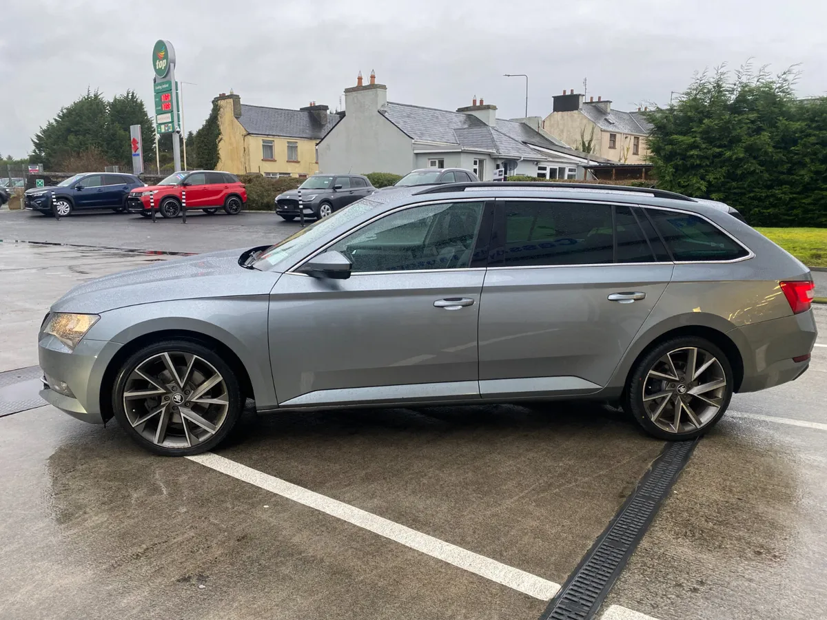 2016, Skoda Superb Ambition 2.0 TDI 150bhp - Image 4