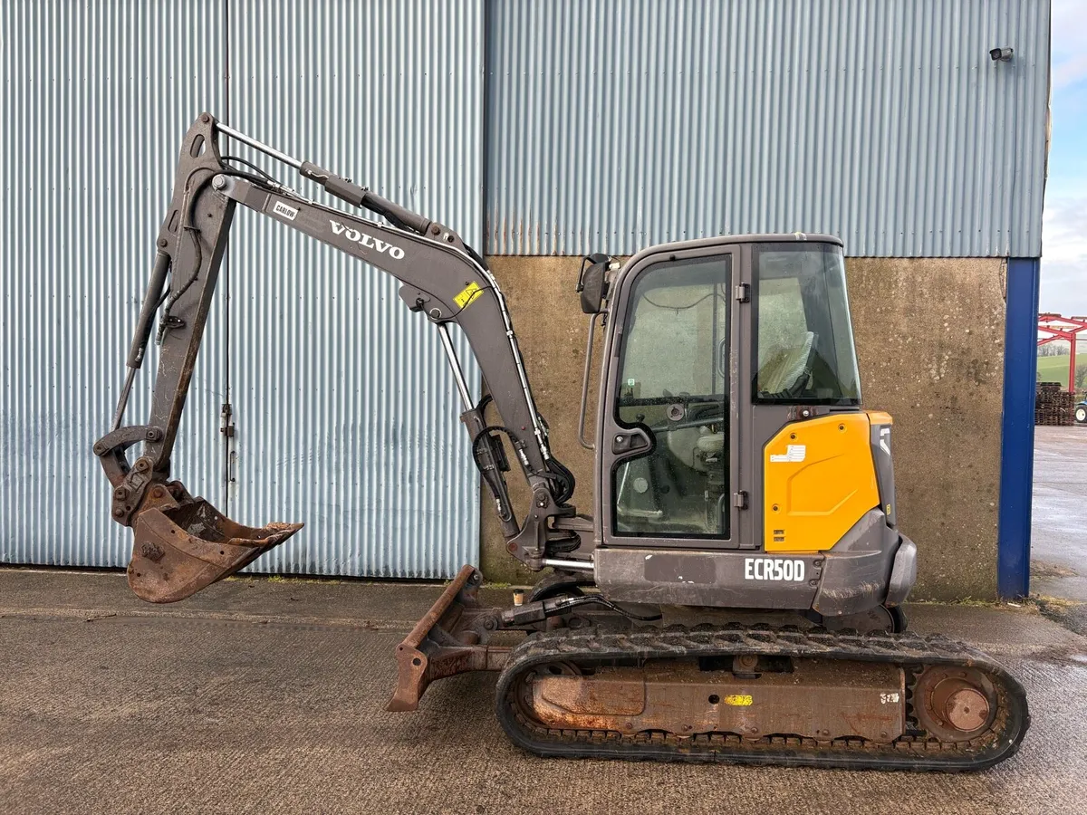 2017 Volvo ECR 50 D 5 Tonne Mini Digger - Image 2