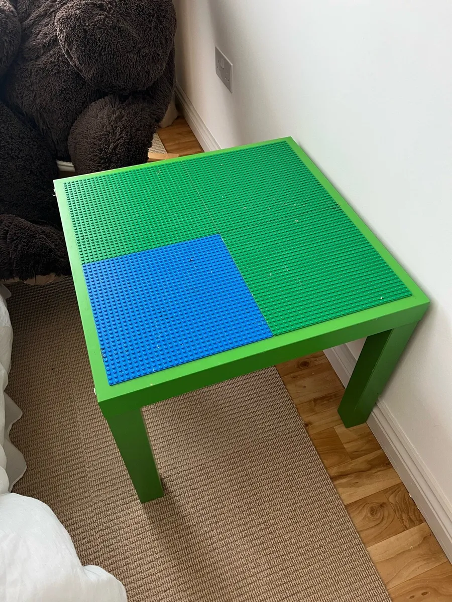 Lego table - Image 2