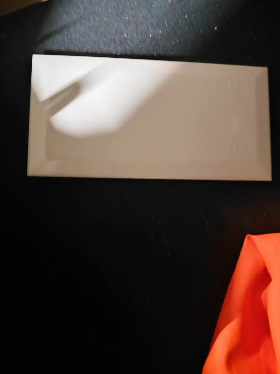 Cream metro subway tiles - Image 3