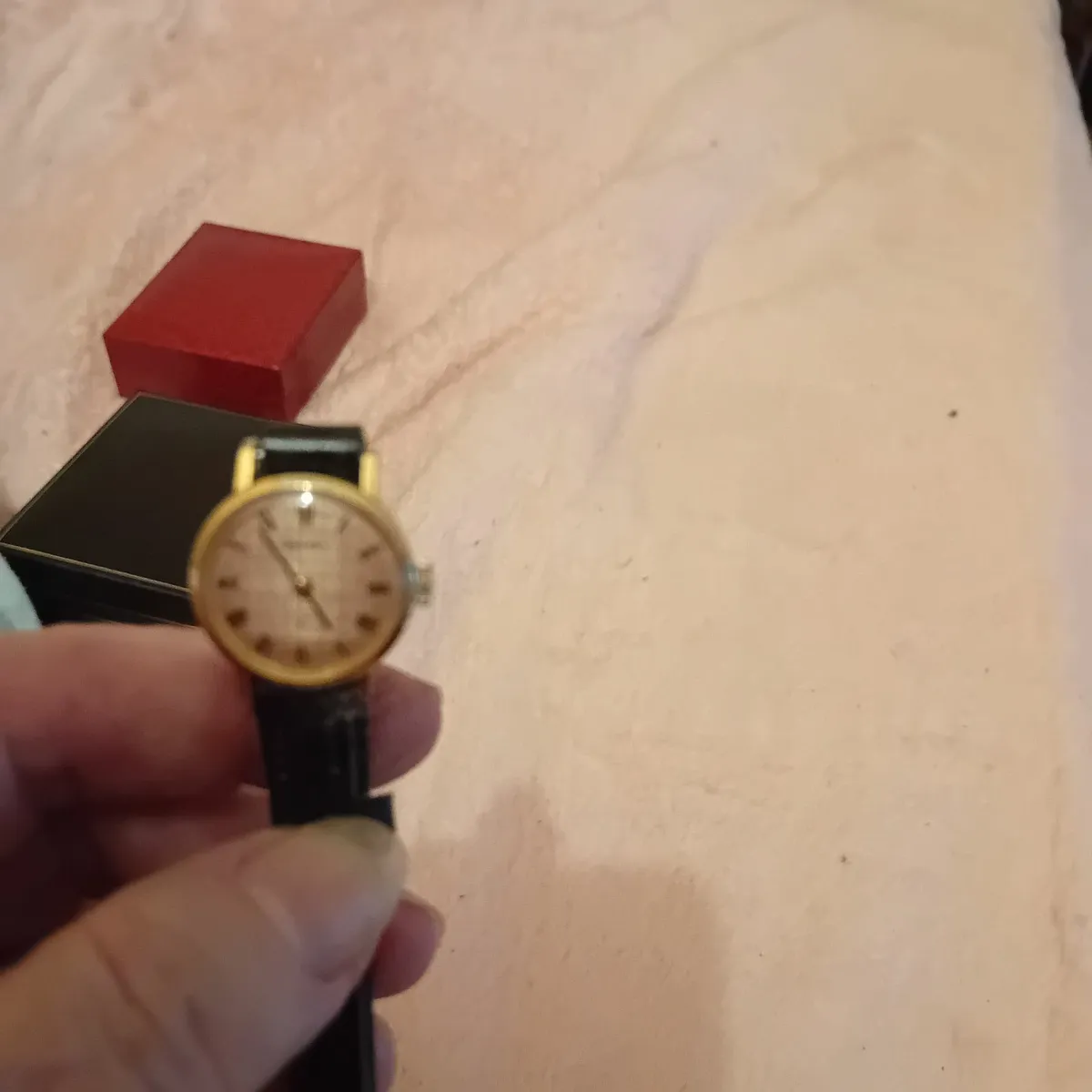 Vintage Shikoku Old wind up watch - Image 2