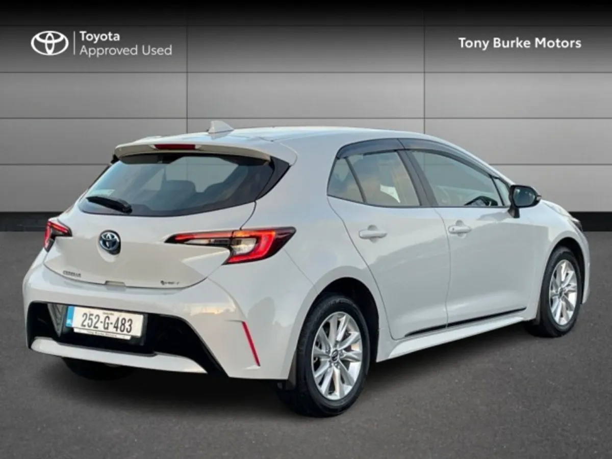 Toyota Corolla 5dr Hatchback - LUNA - Save EUR 5,0 - Image 2